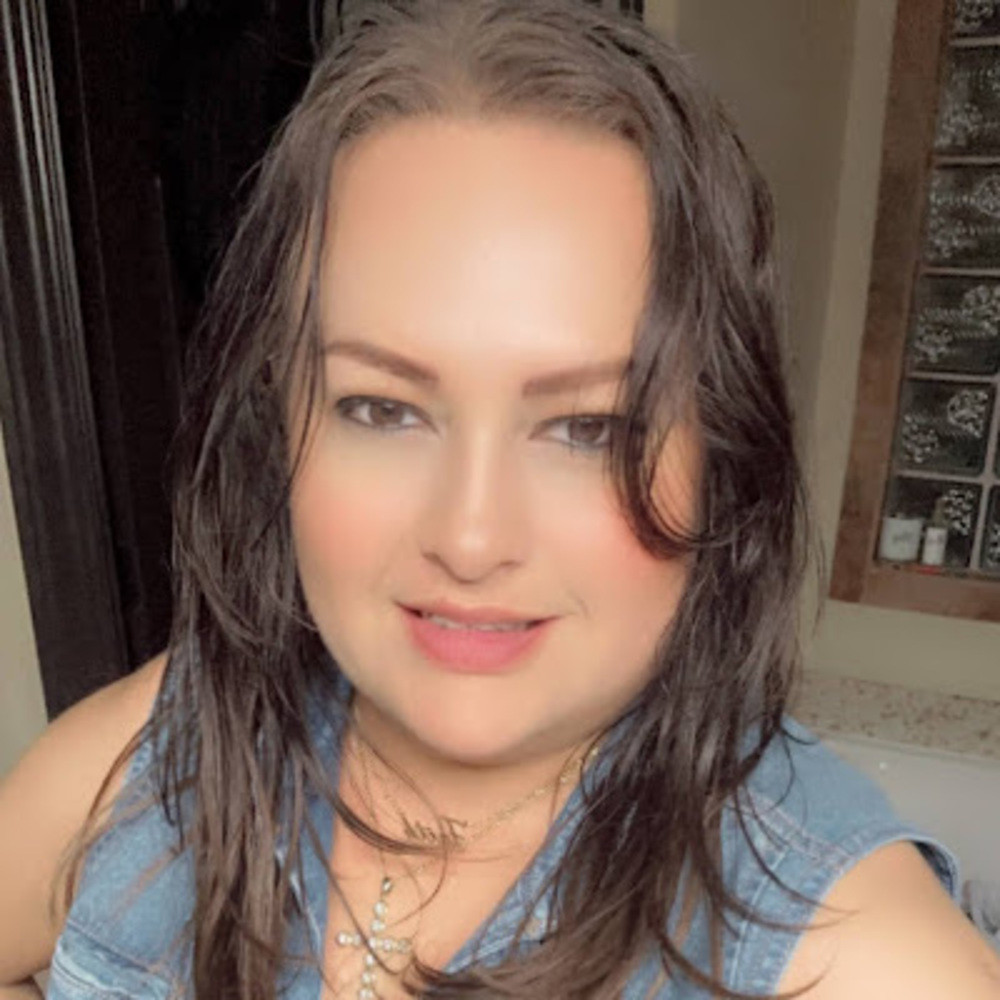 Meet your Posher, Celeste
